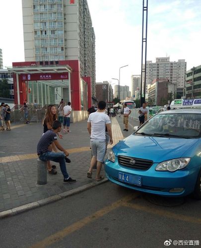 厦门：旅客躲厕所吸烟，致动车减速晚点, 你怎么看遇到出租车绕路怎么处理 芯片